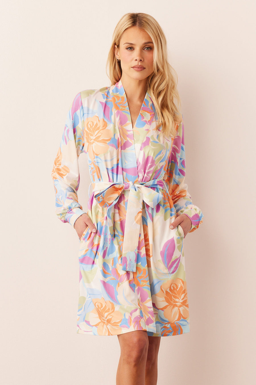 Quinn Cloud Jersey Banded Short Robe in Dreamscape