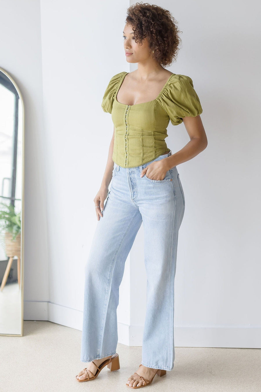 Arisa Top