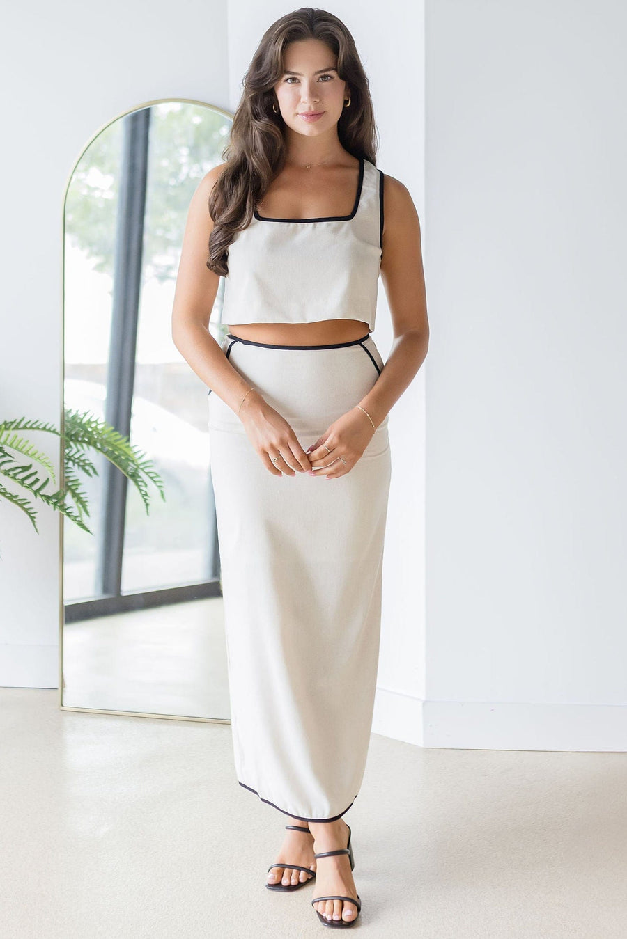 Coastal Contrast Square Neck Crop
