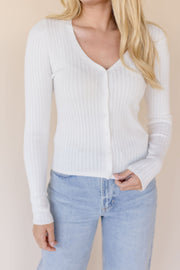 Mia V Neck Pullover Top