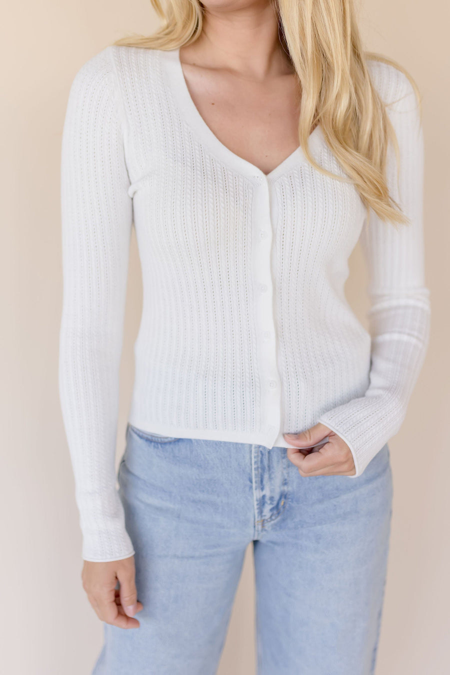 Mia V Neck Pullover Top