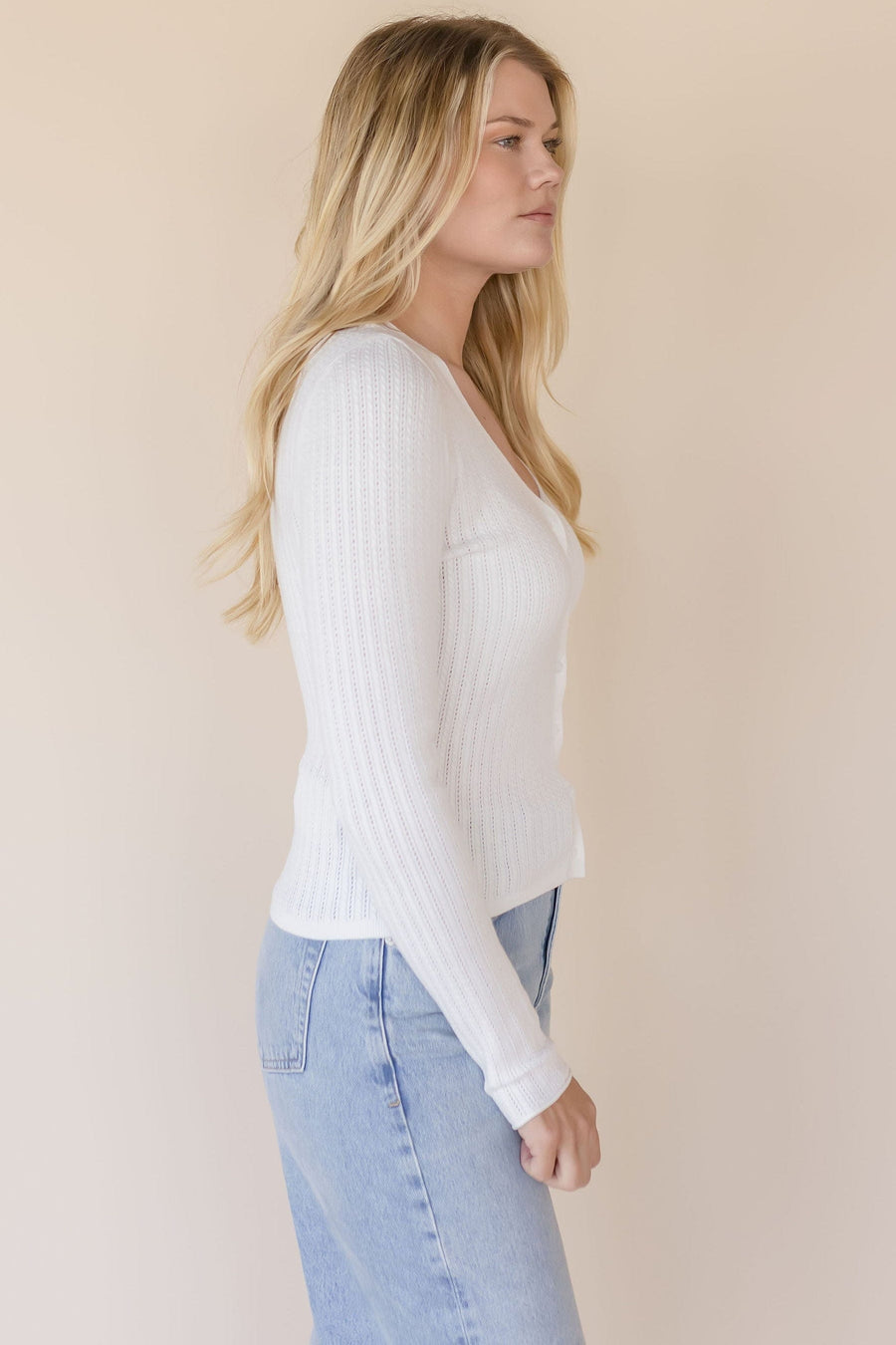 Mia V Neck Pullover Top